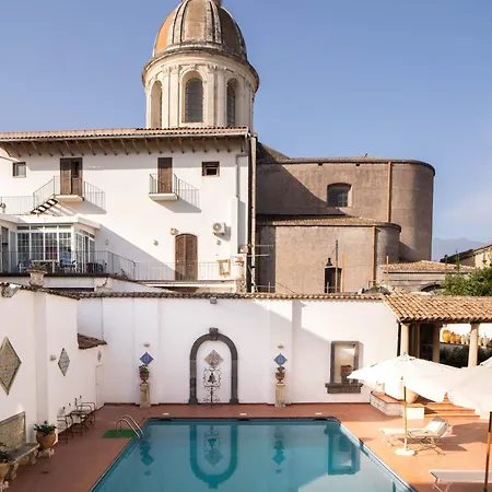 Don Camillo Loft Con Piscina Lägenhet